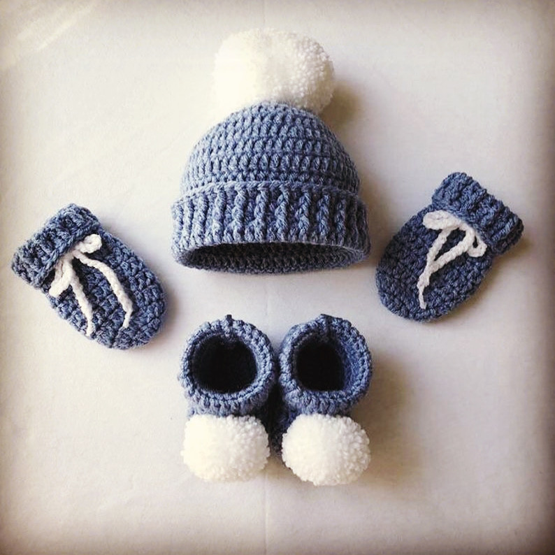 Crochet Baby Cap and Booties Set