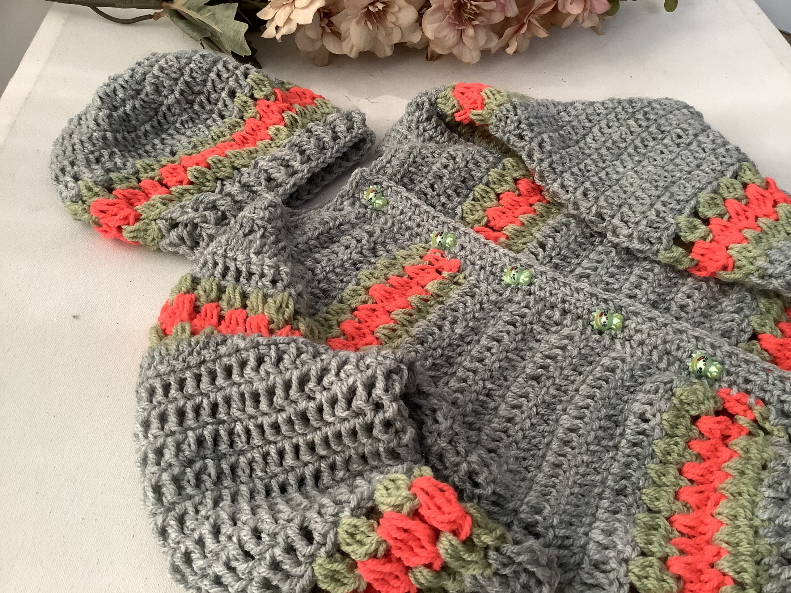 Cozy Elegance: Crochet Full Sleeves Sweater and Cap - Image 2