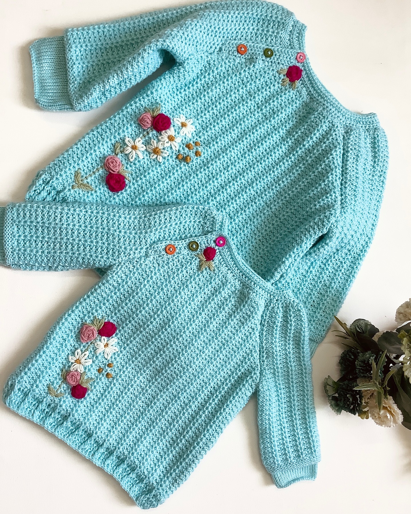 Adorable Full Sleeves Sweater, Pajama, and Cap Set for Little Girls - Image 2