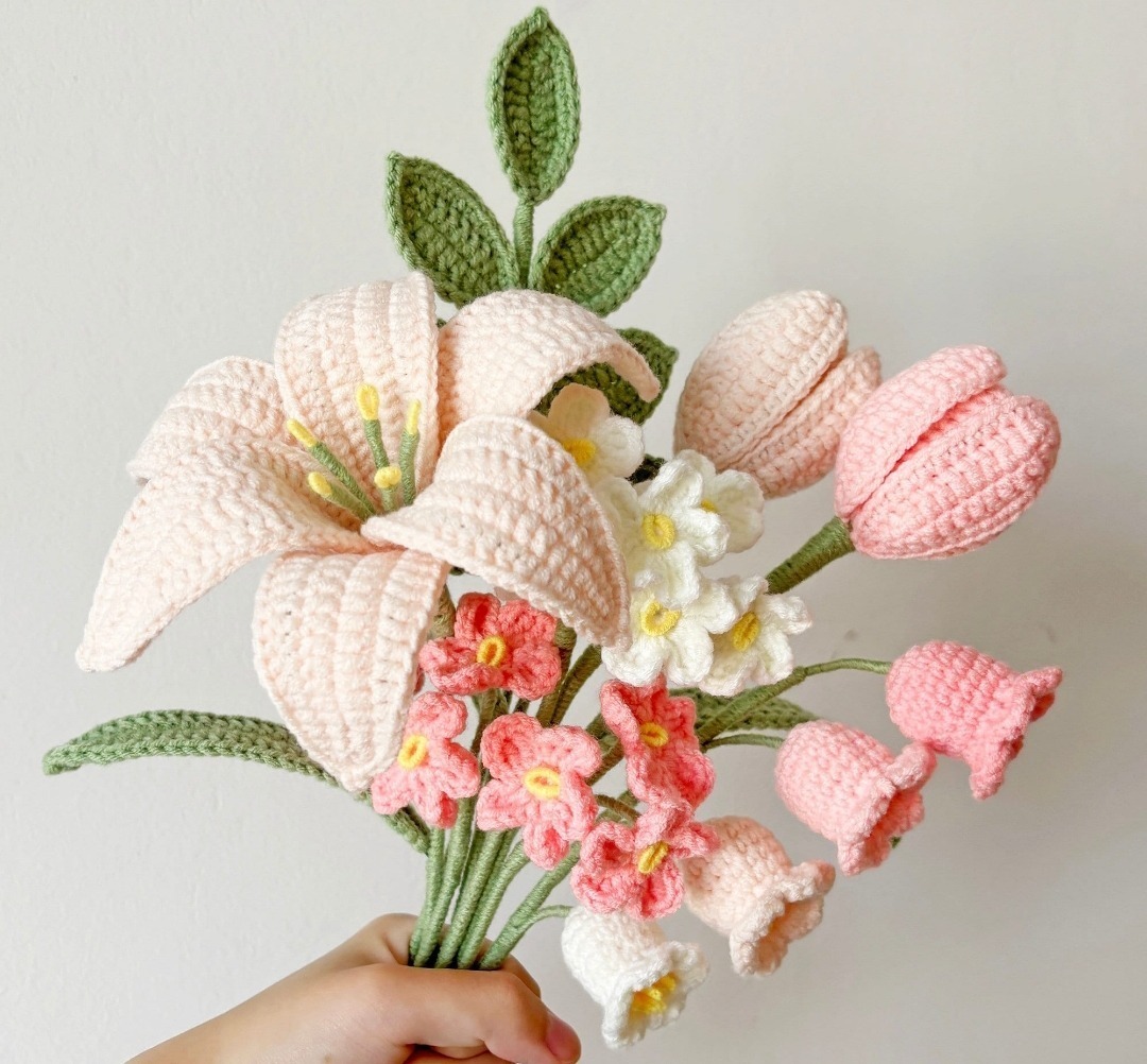 Gorgeous Handmade Crochet Flower Banquet